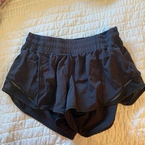 Black lulu shorts